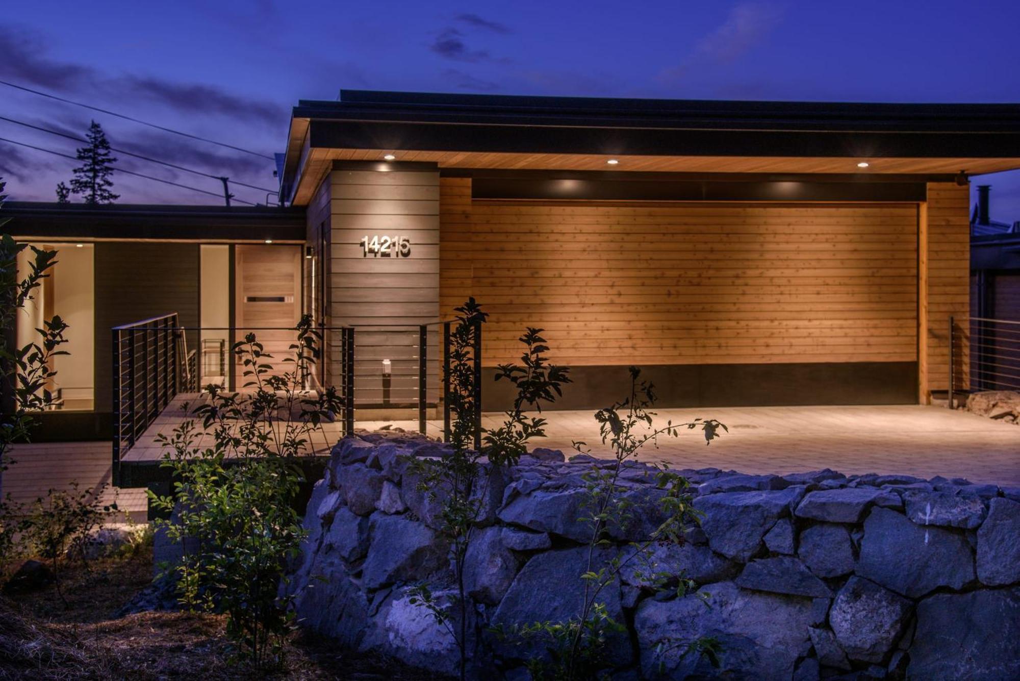 Modern Ski In-Out Home, Mid-Mountain Truckee Exterior photo